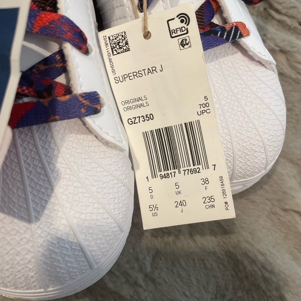 Adidas Superstar J Chinese New Year 5.5 - Picture 8 of 13